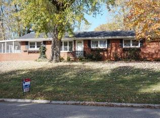 506 Ferndale Rd, Johnson City, TN 37604