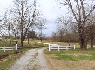 10369 N Farm Road 81, Walnut Grove, MO 65770