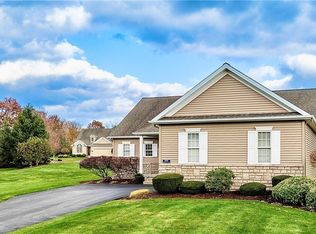 8695 Kimblewick Ln NE, Warren, OH