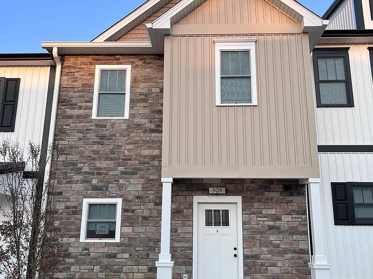556 Leesville Rd #305 — Photo 2