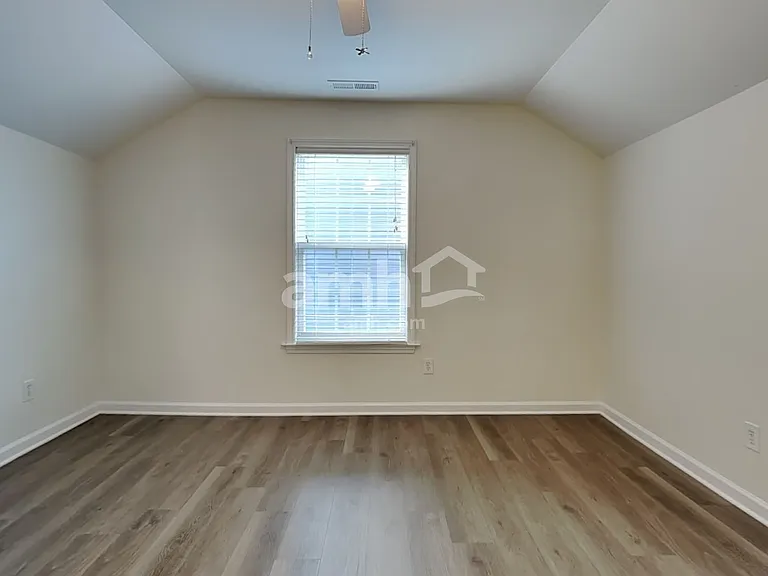 85 Tuscarora Ln — Photo 18