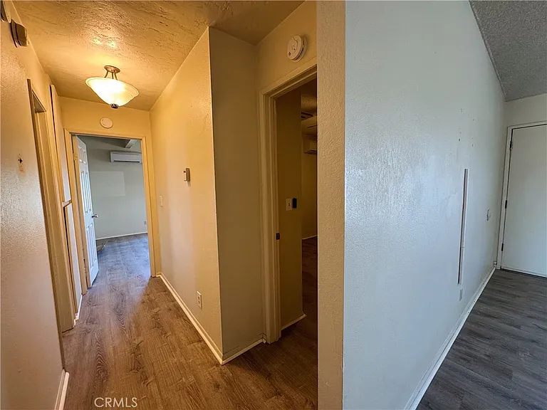 6848 Quail Spring Ave — Photo 7