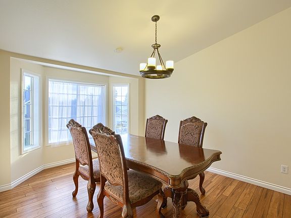 4th image of 8219 203rd Street Ct E