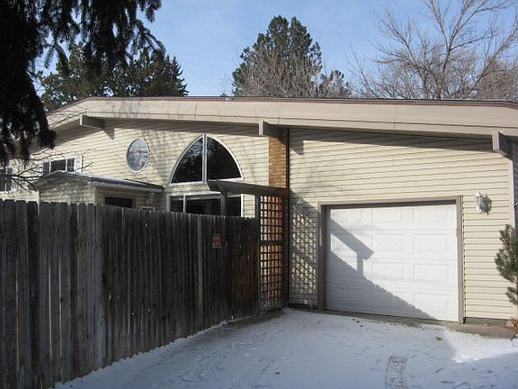 2nd image of 2434 Calkins Ave