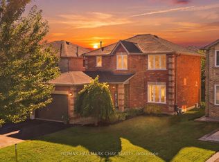 17 Sherwood Ct, Barrie, ON L4N 9V2