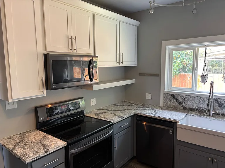 2824 Aberdeen Ave — Photo 22