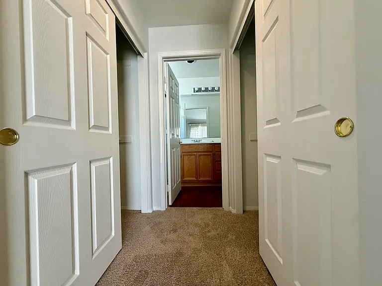 2024 Freesia Ave — Photo 6