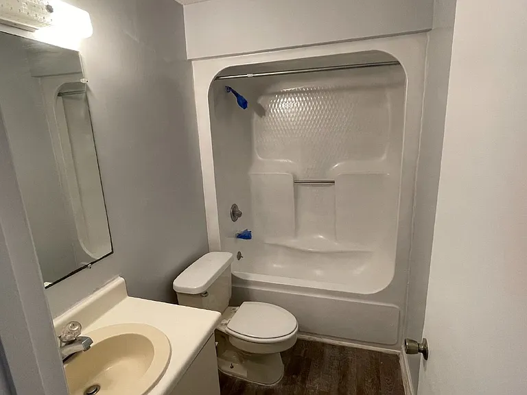 910 Brett Dr #21 — Photo 13
