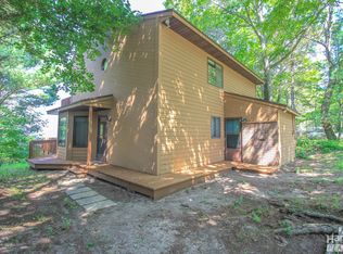 6317 S Whiskey Creek Trl, New Era, MI 49446