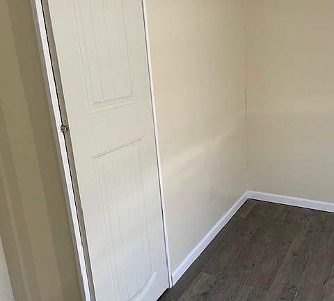 5th image of 615 E South St #39