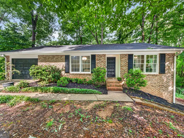 197 Crossbow Cir, Winterville, GA 30683