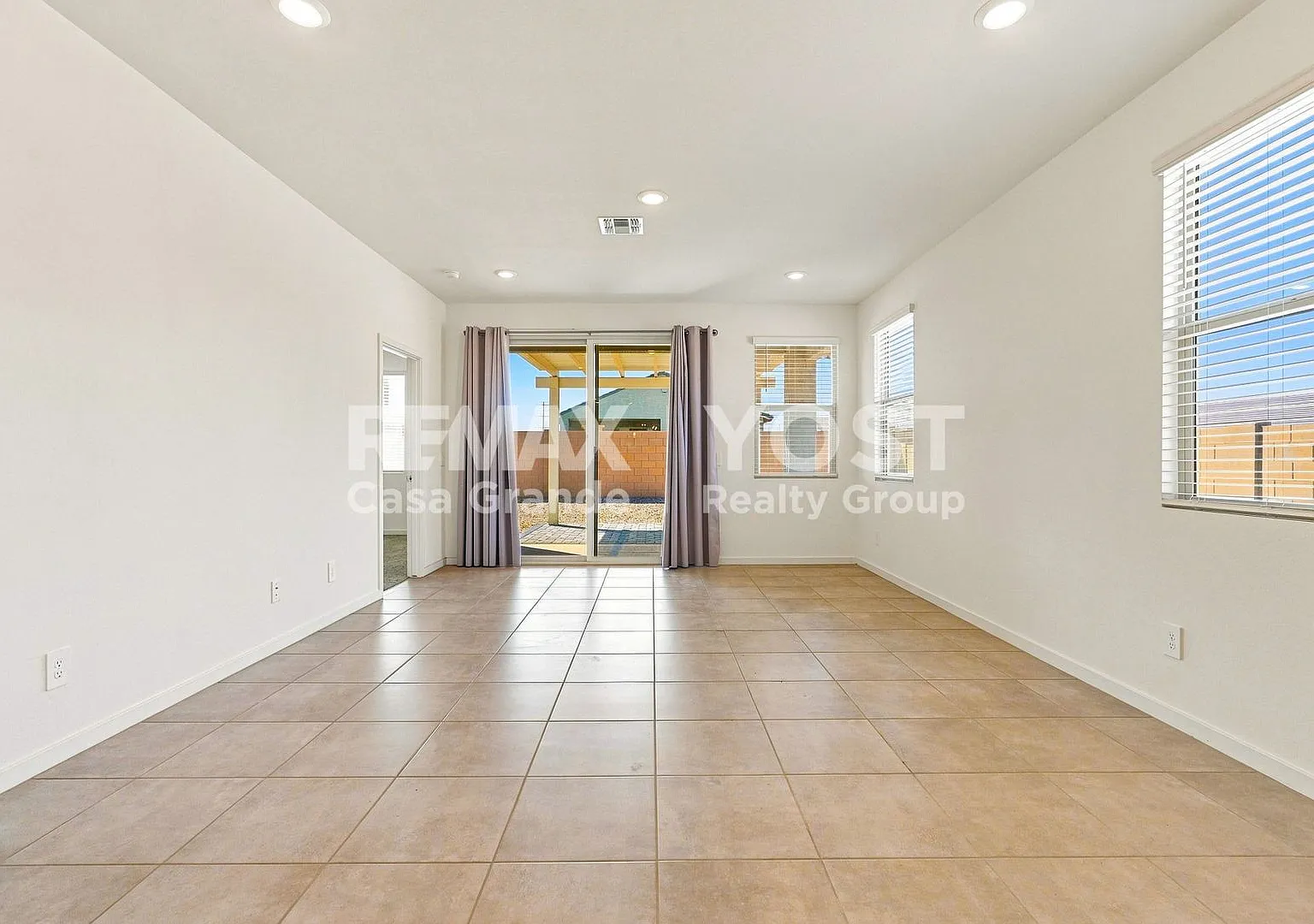 Modern Comfort with Room to Relax — Photo 3