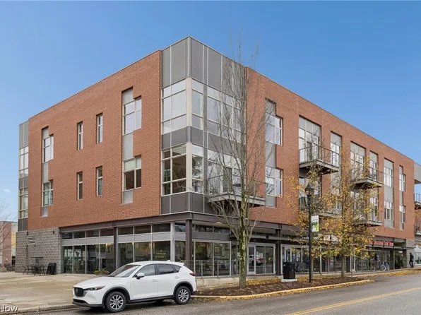 55 E College St APT 212, Oberlin, OH 44074