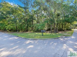 2 Springfield Xing, Savannah, GA 31411