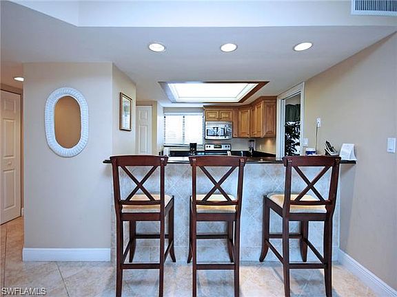 5th image of 1401 Middle Gulf Dr #401R