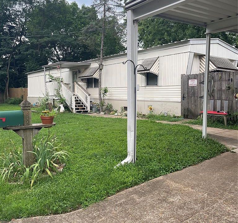 1st image of 862 Thousand Pines Dr