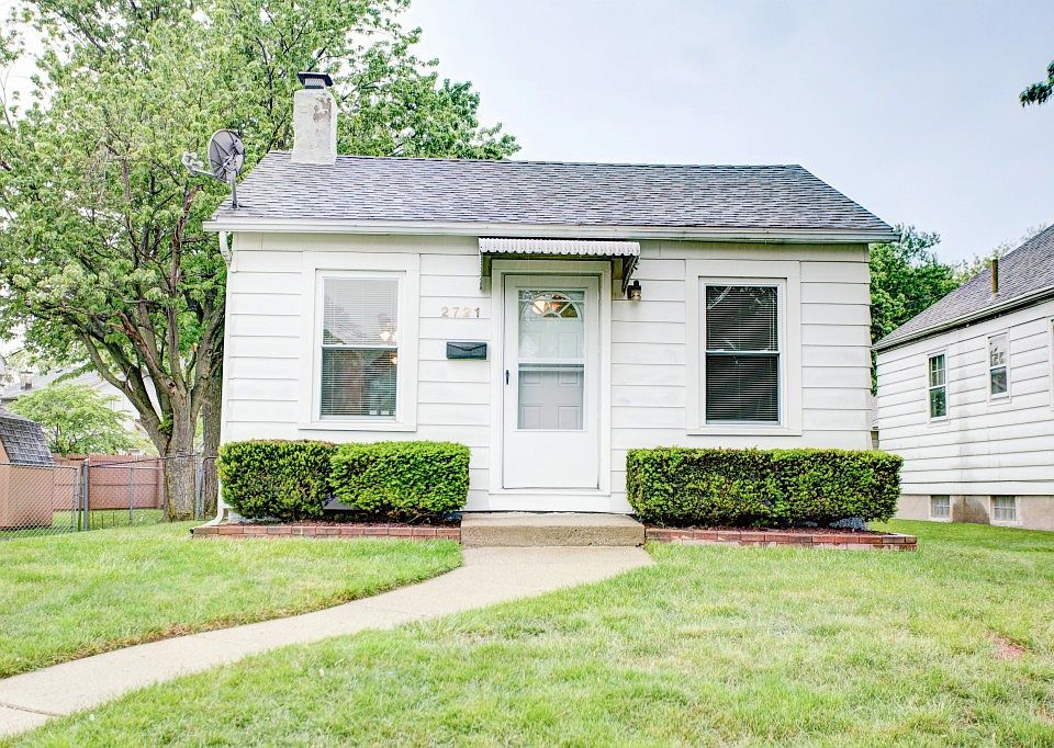 1st image of 2721 Wayland Ave
