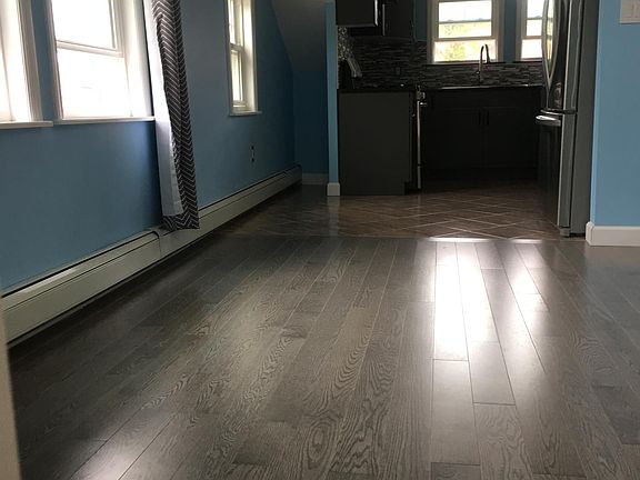 4th image of 42 Florence St Floor 2