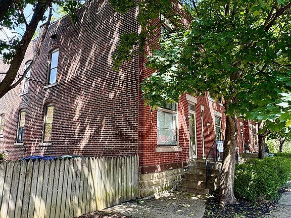 2nd image of 182 Warren St