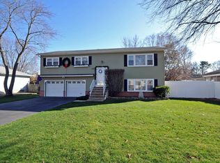 1045 Windward Ave, Beachwood, NJ 08722
