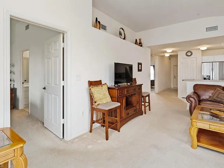 4510 Botanical Place Cir #402 — Photo 5