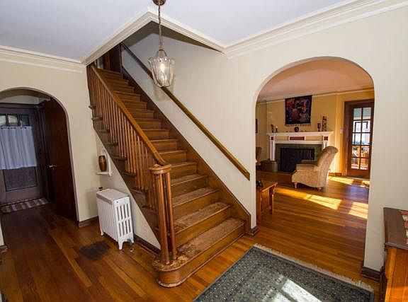 4th image of 804 Wilson Blvd