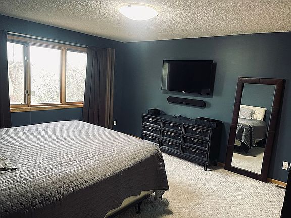 4th image of 1266 Kootenai Ave