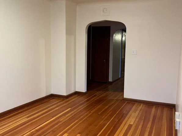 715 Pacific Ave APT 4, Bremerton, WA 98337