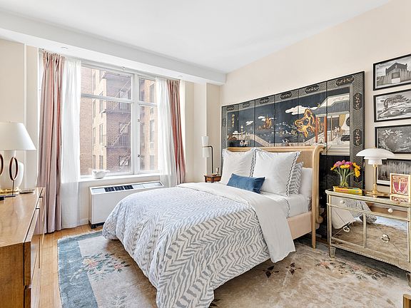 5th image of 201 W 17th St APT 4D