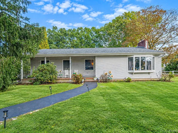 197 Rustic Road, Ronkonkoma, NY 11779