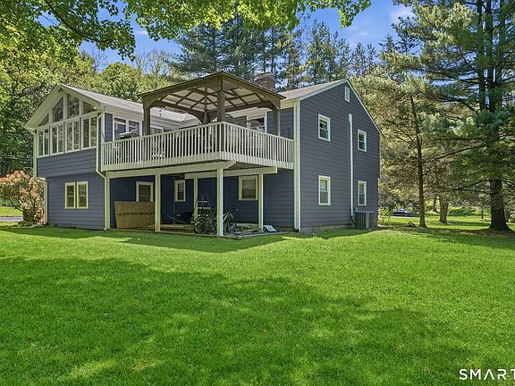2nd image of 22 Cobblestone Place
