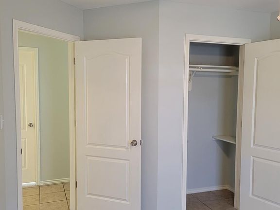 4th image of 687 N Dakota Ave #A