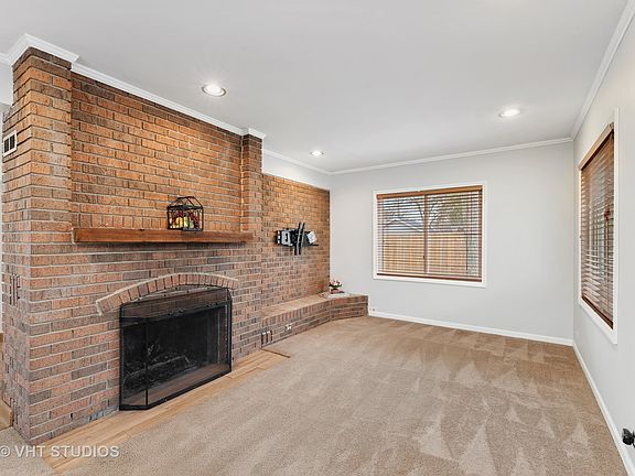 3rd image of 333 SE Garfield Ave