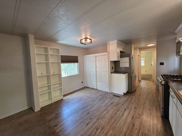2800 S White Mountain Rd #83