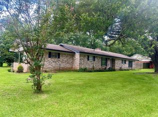 222 E Parker Rd, Nacogdoches, TX 75965