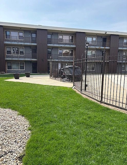 1st image of 9608 W Higgins Rd APT 2C