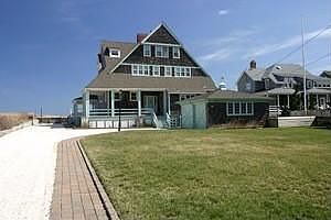 2nd image of 513 East Ave