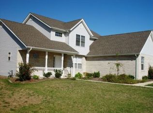 3314 Village Green Ct, Millstadt, IL 62260