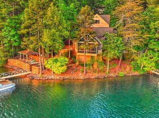 174 Pineywoods Trl, Robbinsville, NC 28771