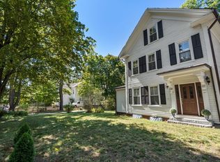 5 Spring St #A, Medfield, MA 02052