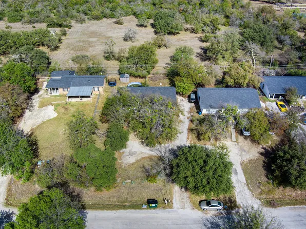 7394 Cottonwood Creek Rd, Fort Worth, TX 76135