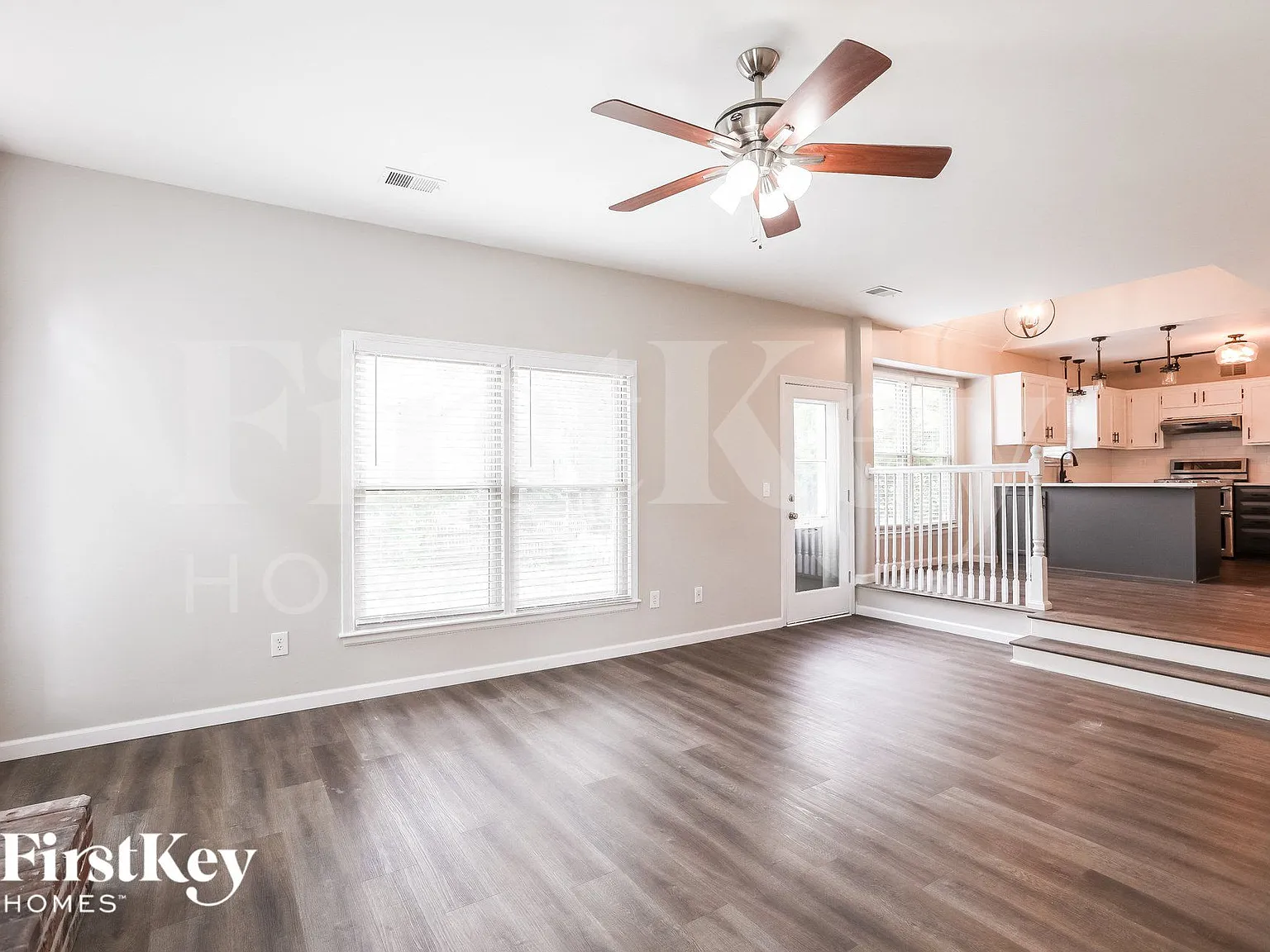 4 bed, 2.5 bath, 2557 sqft, $3,195 — Photo 4