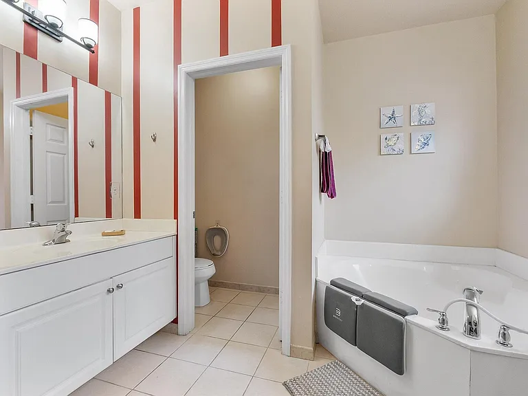 4755 Cypress St #4755 — Photo 16