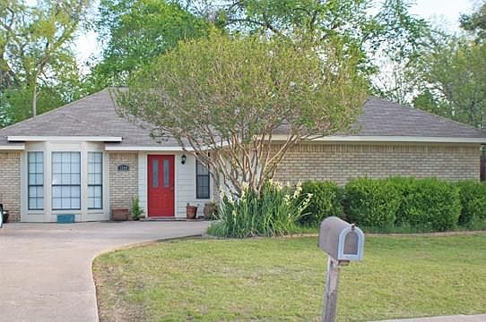 1st image of 1509 Jasmine Ln