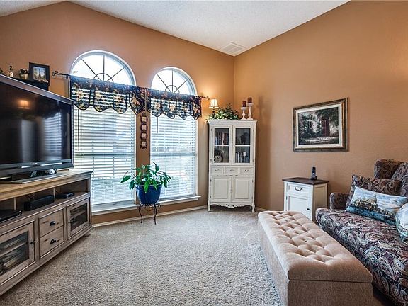 5th image of 5521 Murton Pl