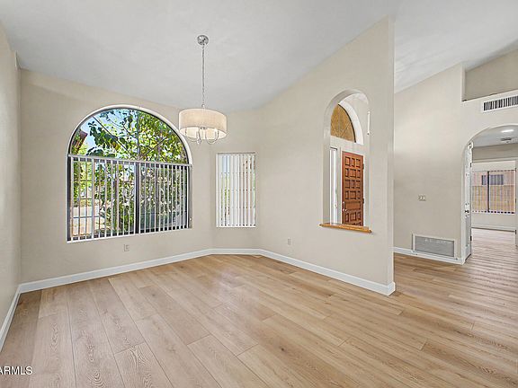5th image of 1933 E BUENA VISTA Drive
