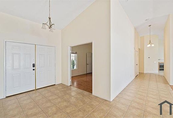 4th image of 44300 Camino Azul