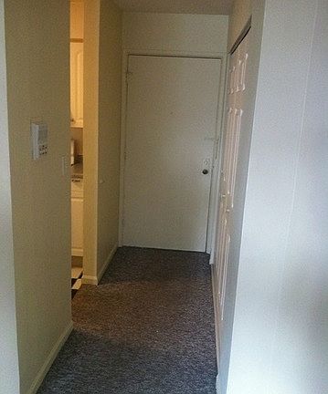 4th image of 1475 Rebecca Dr APT 210