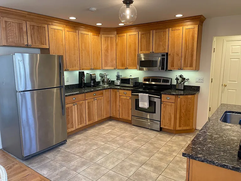 23 Harbor Blvd — Photo 8
