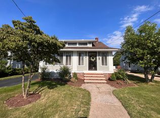 1785 Wagar Rd, Rocky River, OH 44116